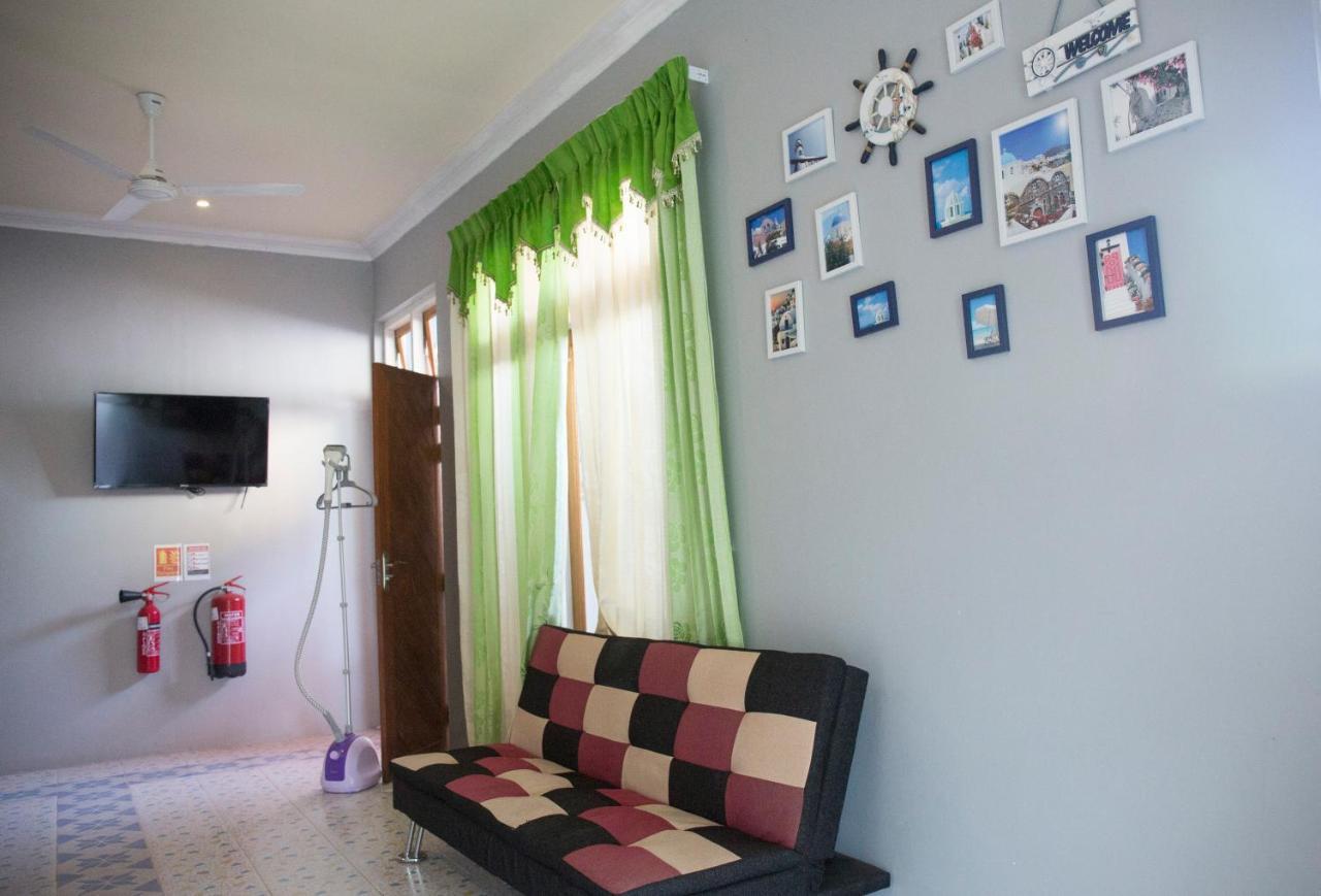 Silk Retreats Thulusdhoo Guest House Екстер'єр фото