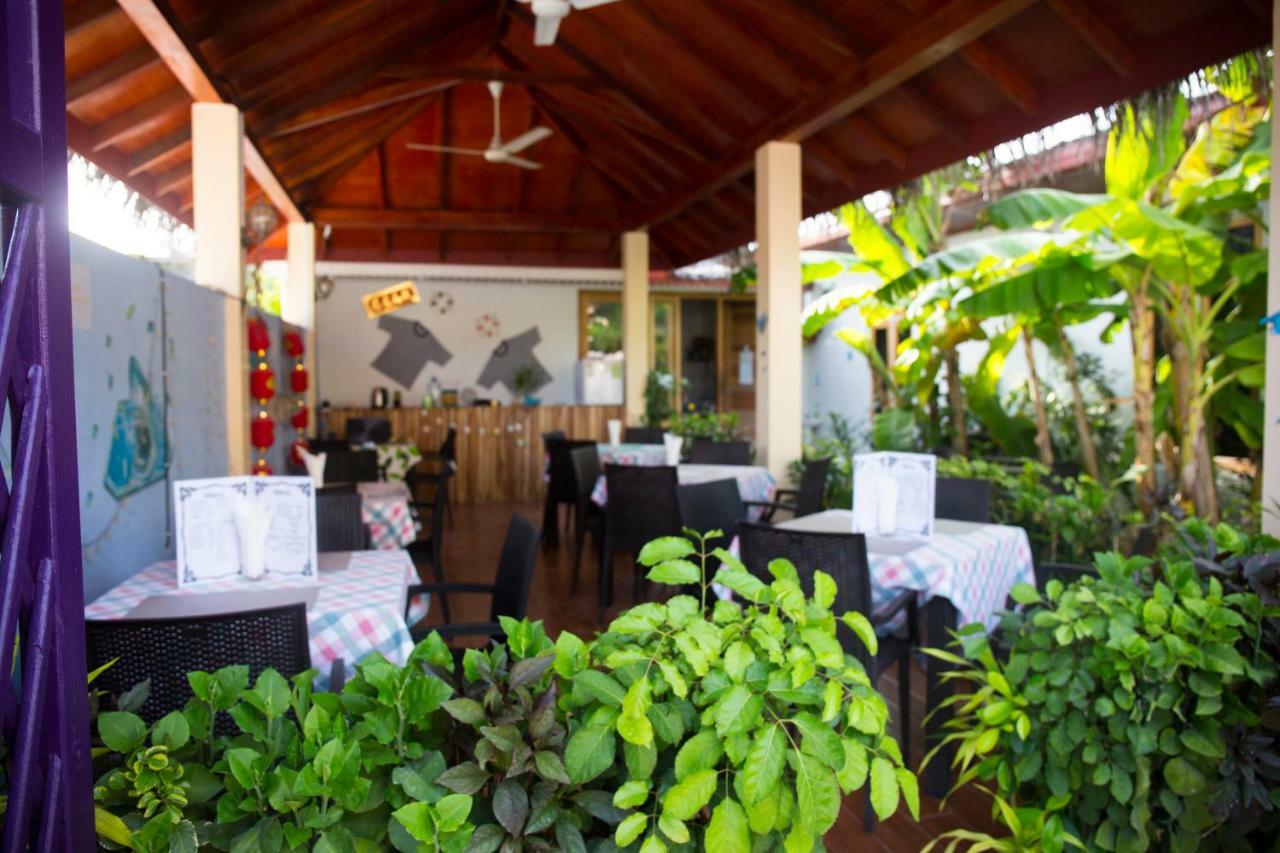 Silk Retreats Thulusdhoo Guest House Екстер'єр фото